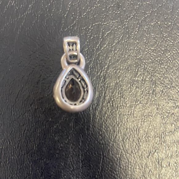 Smoky quartz teardrop SS pendant w/16” chain - Picture 4 of 4